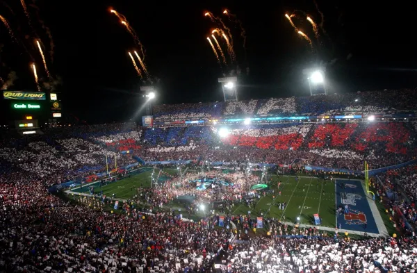 What was on TV? Sun, Feb 6, 2005